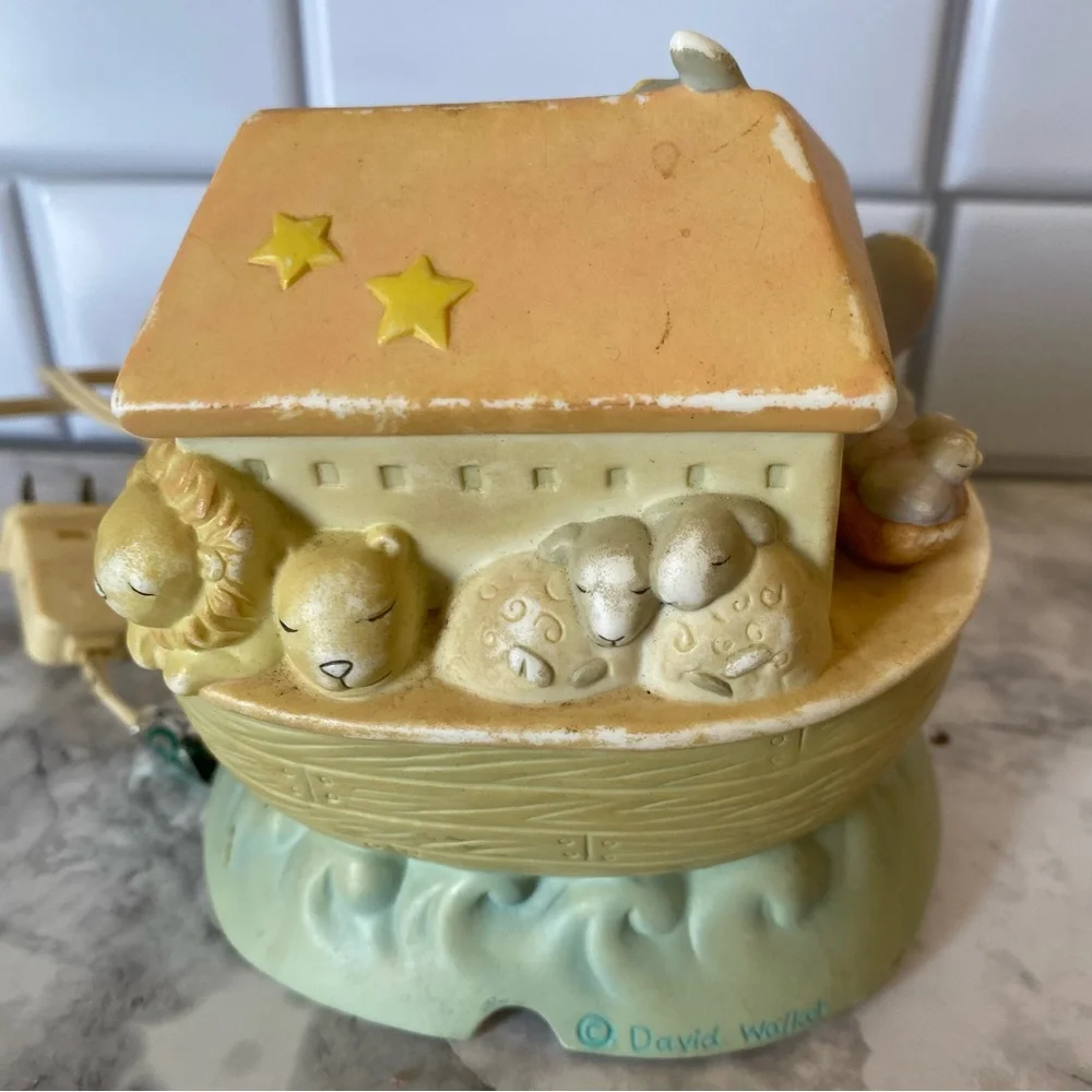 Michel & Co Noah’s Ark Ceramic Nightlight Pastel Multicolor David Walker